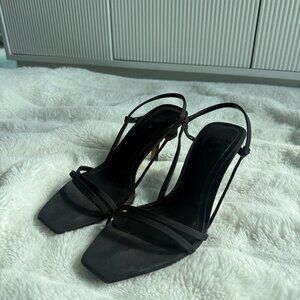 ZARA STRAPPY HEELED SANDALS BLACK